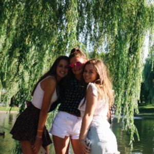 Meet your Posher, Abby